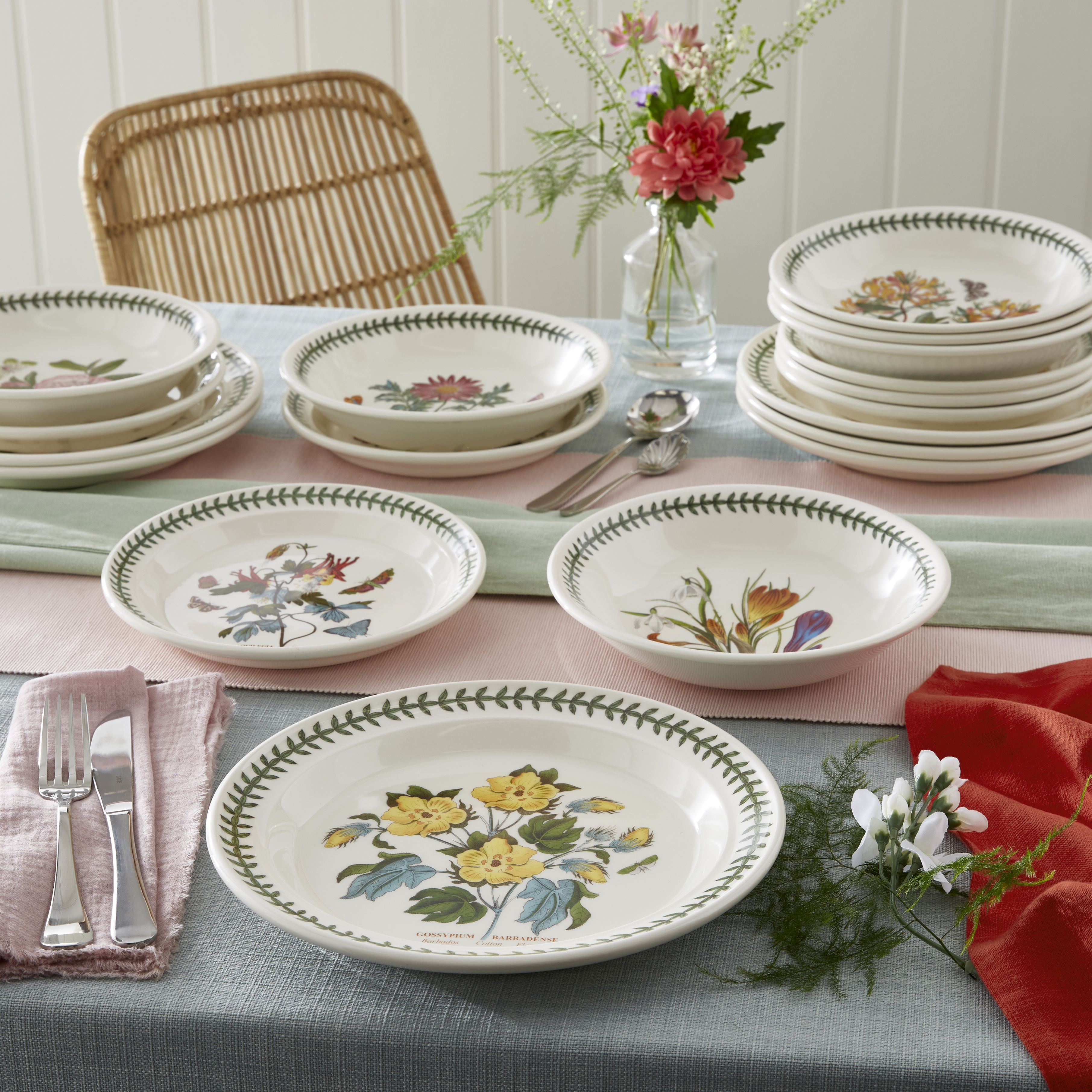 Botanic Garden 50th Anniversary 18 Piece Dinnerware Set image number null